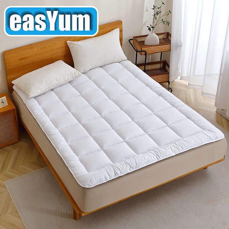 Thin Mattress Protector Cover 360 GSM Breathable Dustproof Bedding